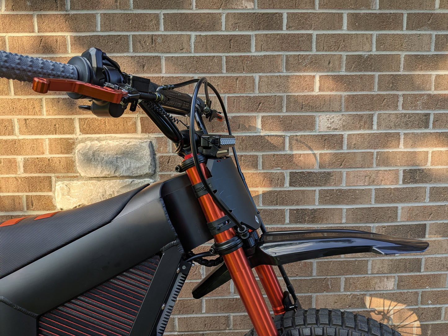 Custom Fit Headlight & Horn for Tuttio Soleil Fork – 8 LED Rechargeable
